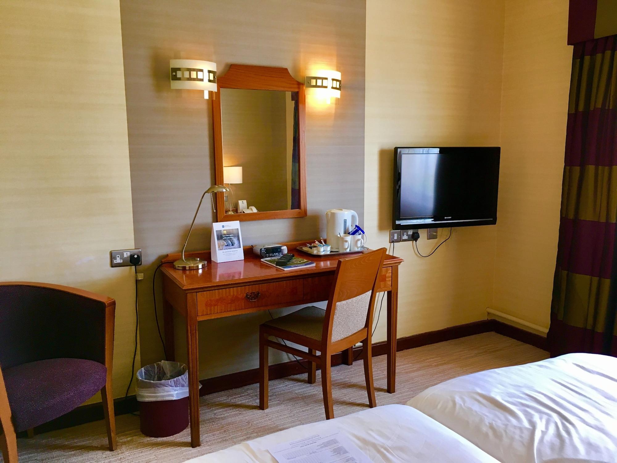 Best Western Aberavon Beach Hotel Порт-Толбот Экстерьер фото