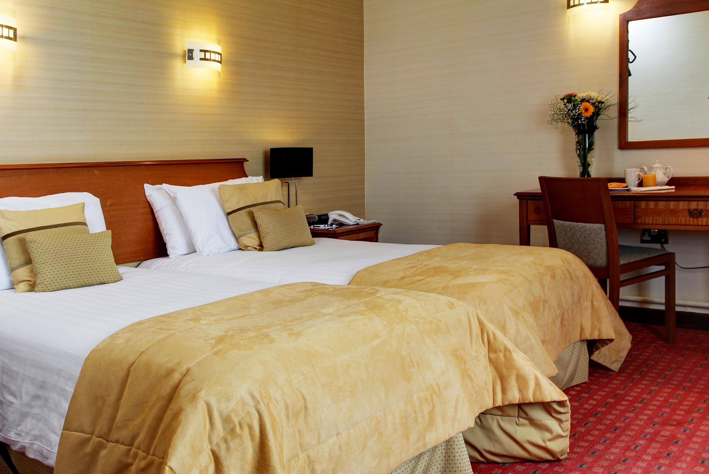 Best Western Aberavon Beach Hotel Порт-Толбот Экстерьер фото