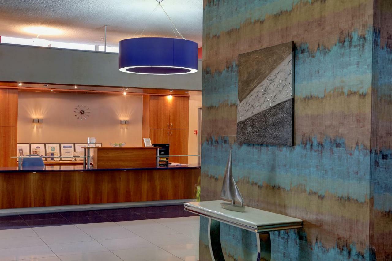 Best Western Aberavon Beach Hotel Порт-Толбот Экстерьер фото