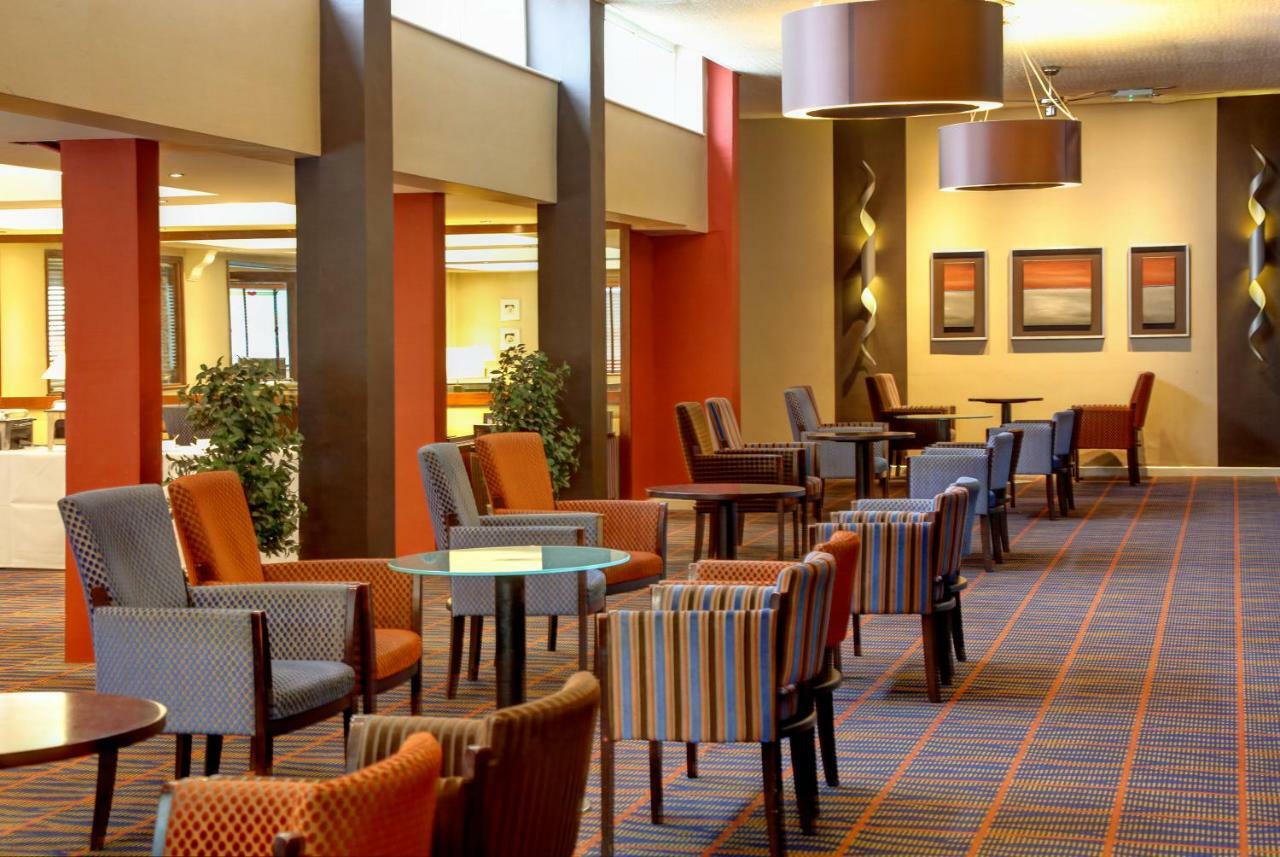 Best Western Aberavon Beach Hotel Порт-Толбот Экстерьер фото